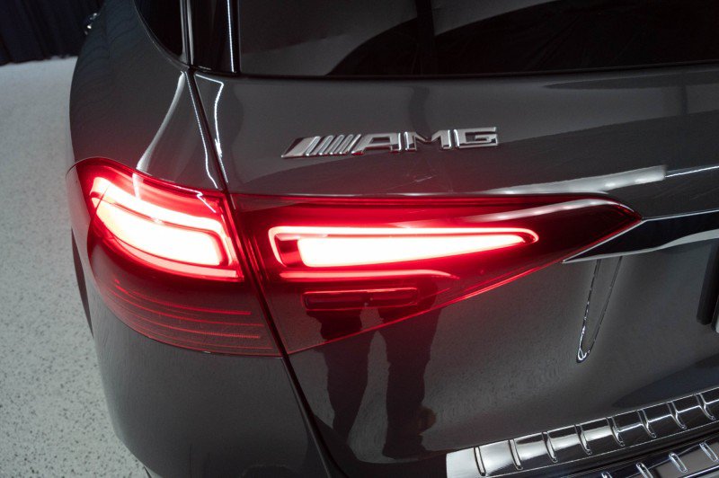New 2026 Mercedes-Benz GLE 63 AMG S image 32