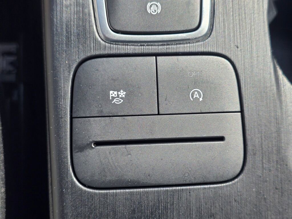 Used 2022 Ford Escape S image 34