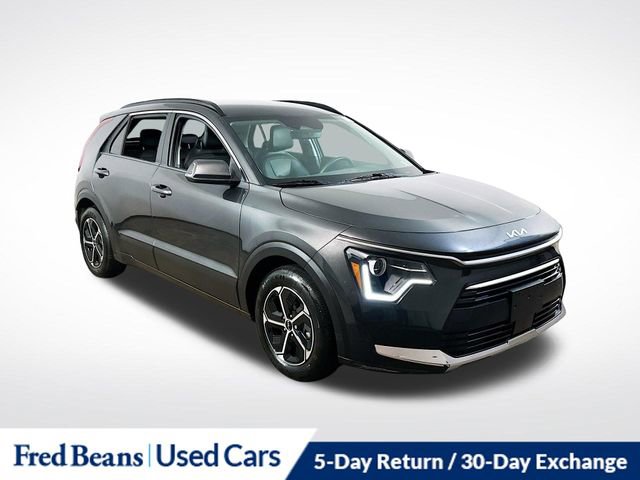 Used 2024 Kia Niro EX w/ EX Cold Weather Package FWD image 1
