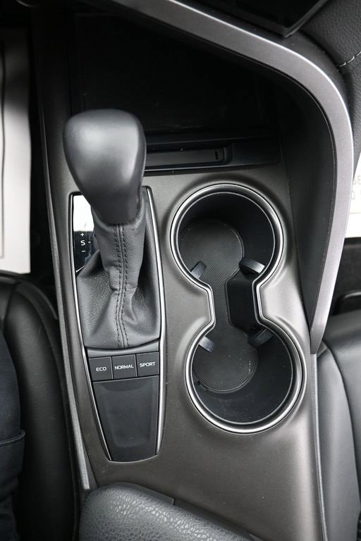 Used 2022 Toyota Camry SE image 27