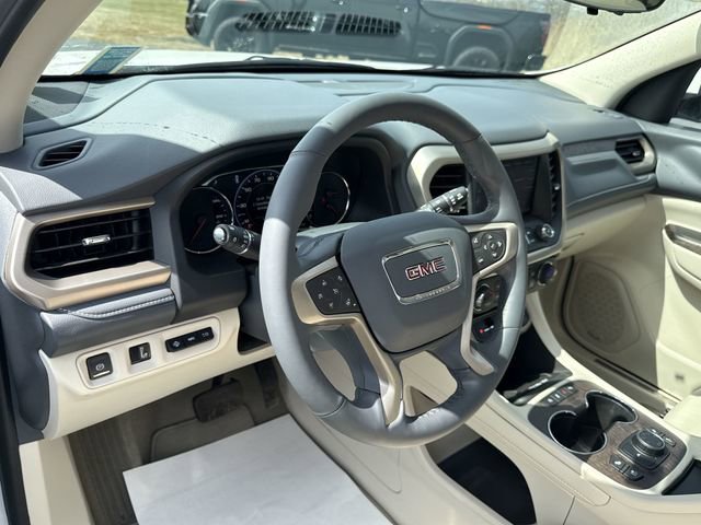 Used 2023 GMC Acadia Denali w/ Denali Ultimate Package image 10