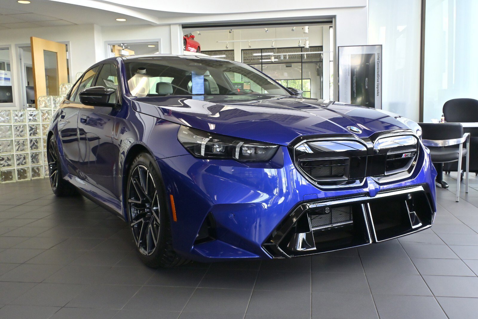 New 2026 BMW M5 w/ Carbon Package image 1