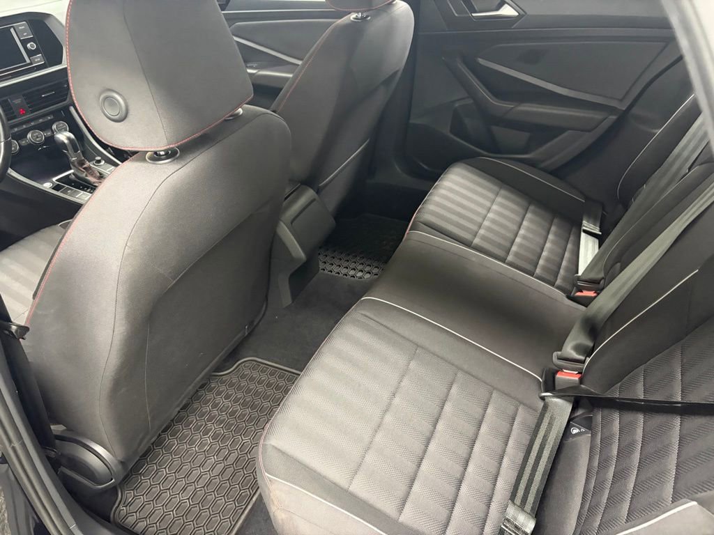 Used 2019 Volkswagen Jetta GLI image 37