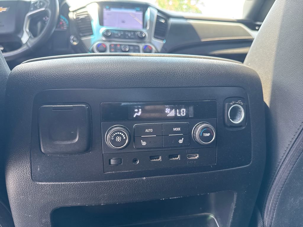 Used 2017 Chevrolet Tahoe Premier AWD/4WD image 33