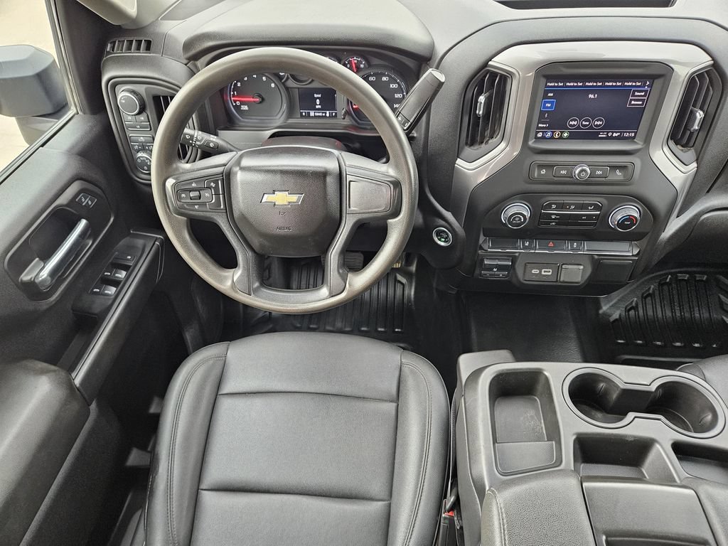 Used 2025 Chevrolet Silverado 3500 W/T AWD/4WD image 26