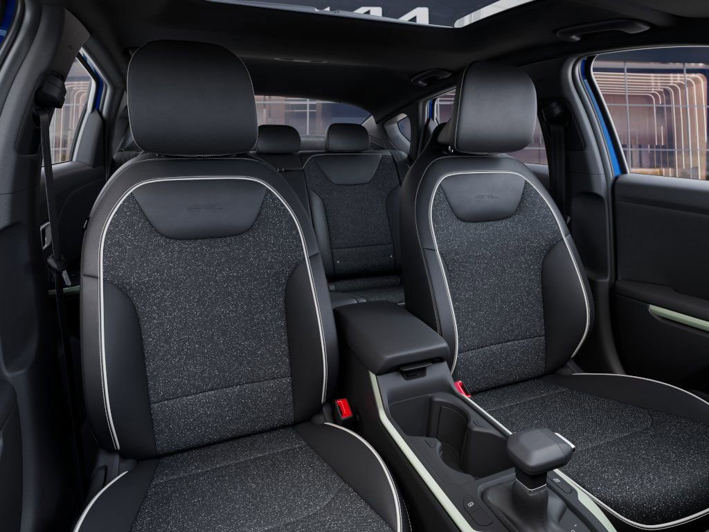 New 2025 Kia K4 GT-Line w/ GT-Line Sunroof Package FWD image 15