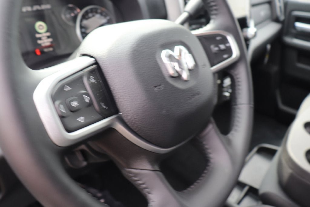 New 2024 RAM 2500 Big Horn w/ Towing Technology Group AWD/4WD image 16