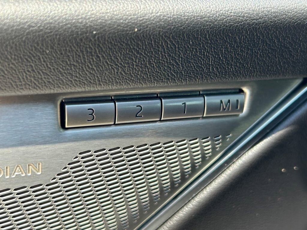 Used 2024 Jaguar F-PACE R-Dynamic S image 26