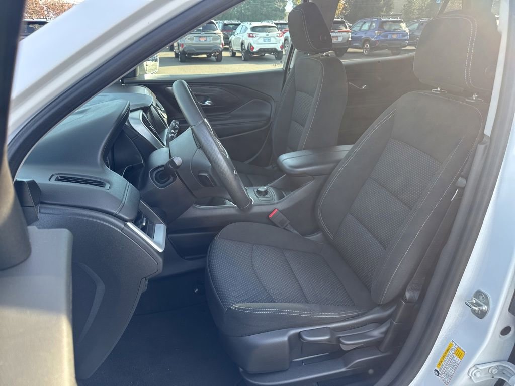 Used 2022 GMC Terrain SLE image 10