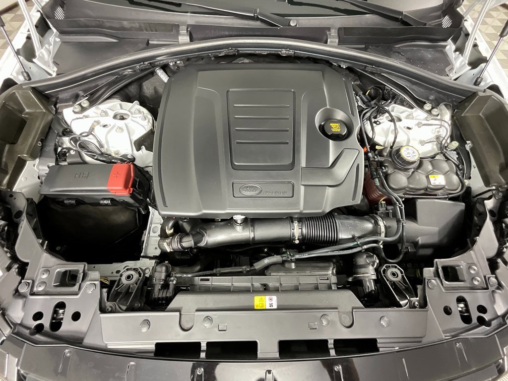 Used 2026 Land Rover Range Rover Velar Dynamic SE image 29