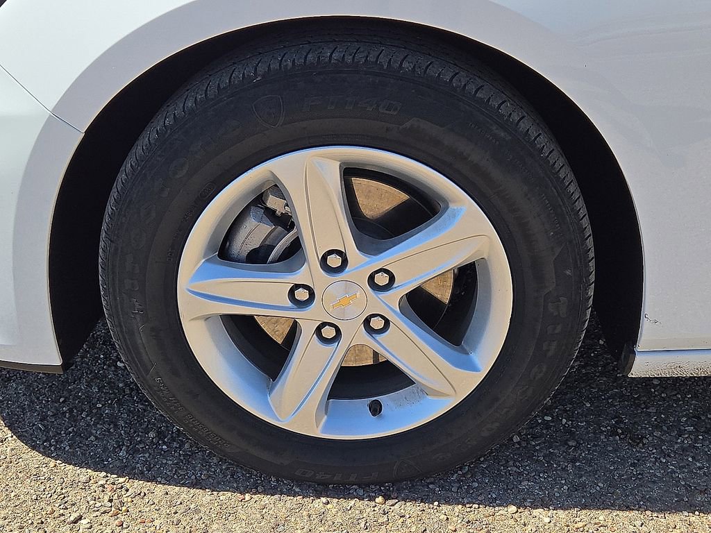 Used 2025 Chevrolet Malibu LS FWD image 11