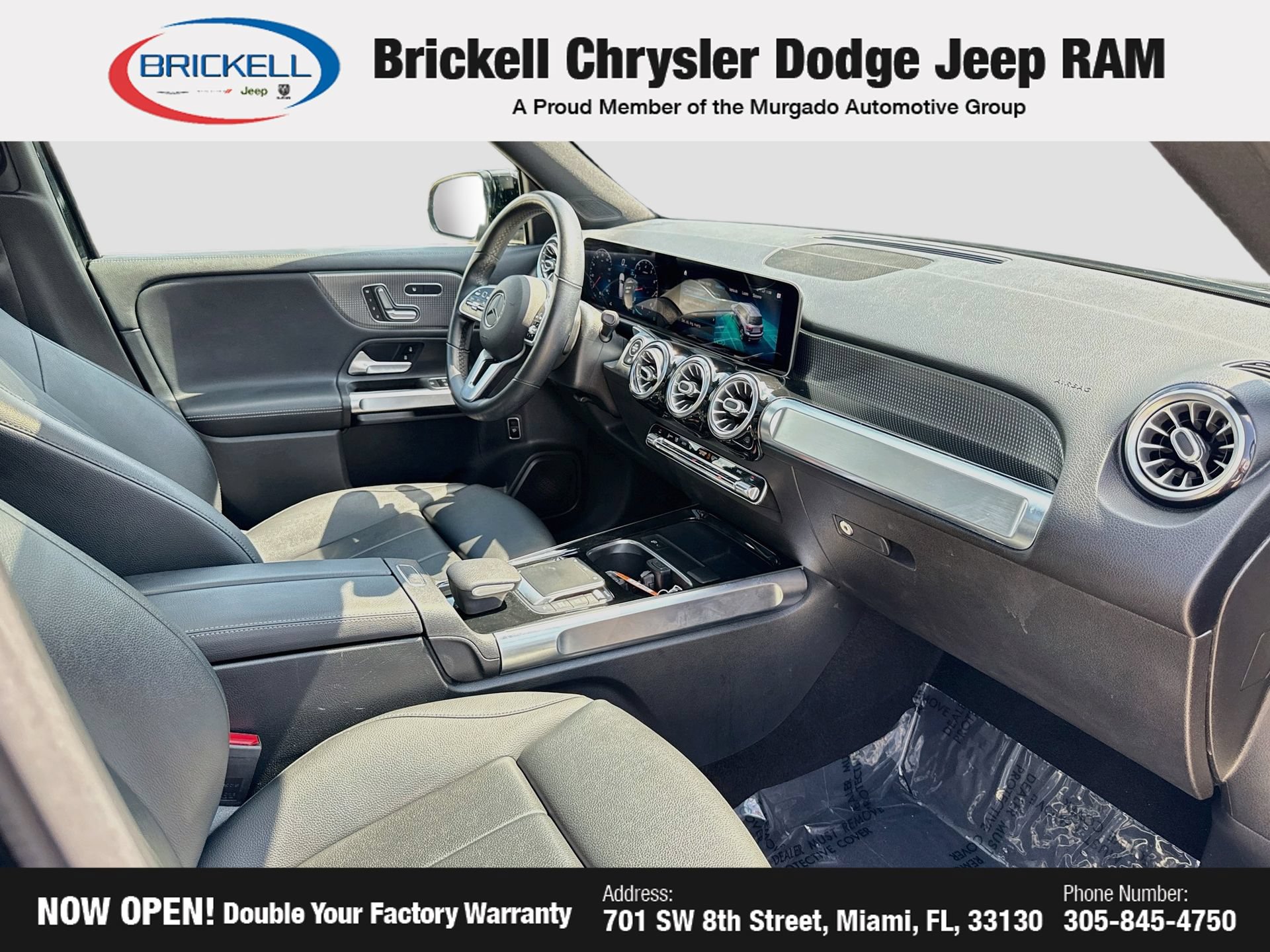 Used 2021 Mercedes-Benz GLB 250 w/ Premium Package image 15