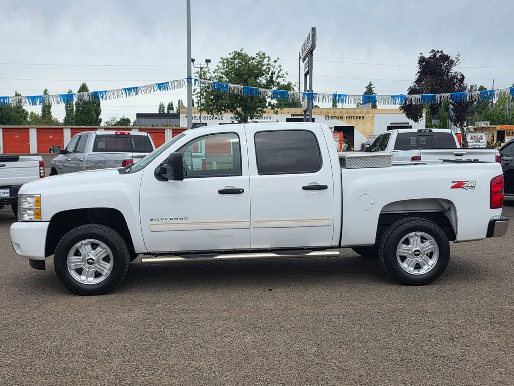 Used 2011 Chevrolet Silverado 1500 LT w/ All-Star Edition AWD/4WD image 31