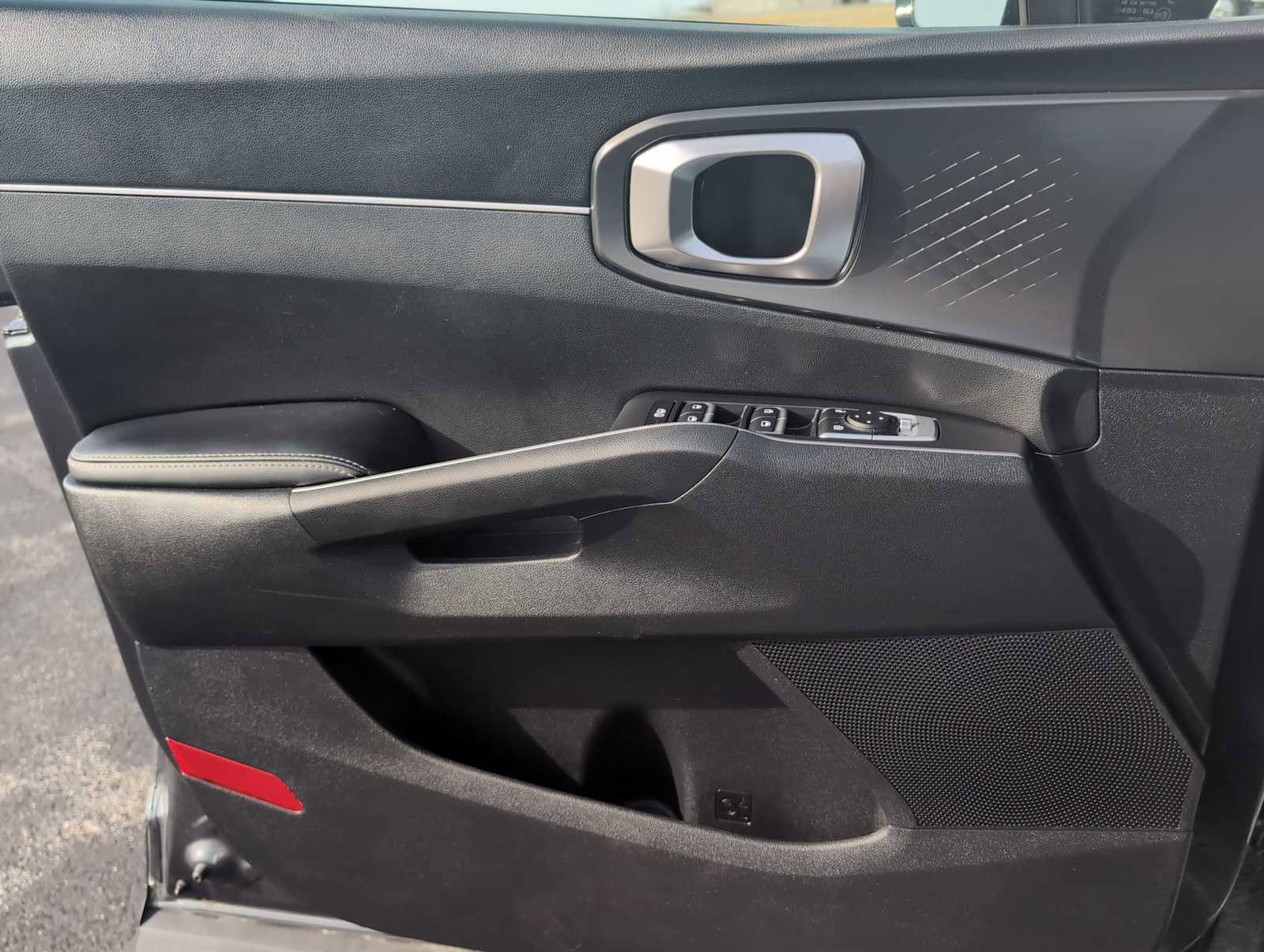 Used 2021 Kia Sorento S w/ Panoramic Sunroof Package image 22