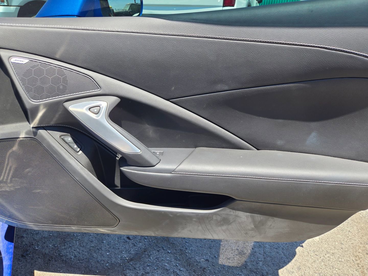 Used 2019 Chevrolet Corvette Stingray Coupe w/ 1LT image 13