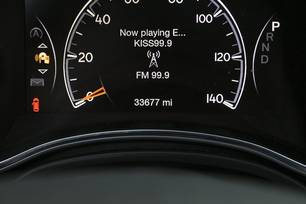 Used 2021 Jeep Grand Cherokee Laredo X image 24