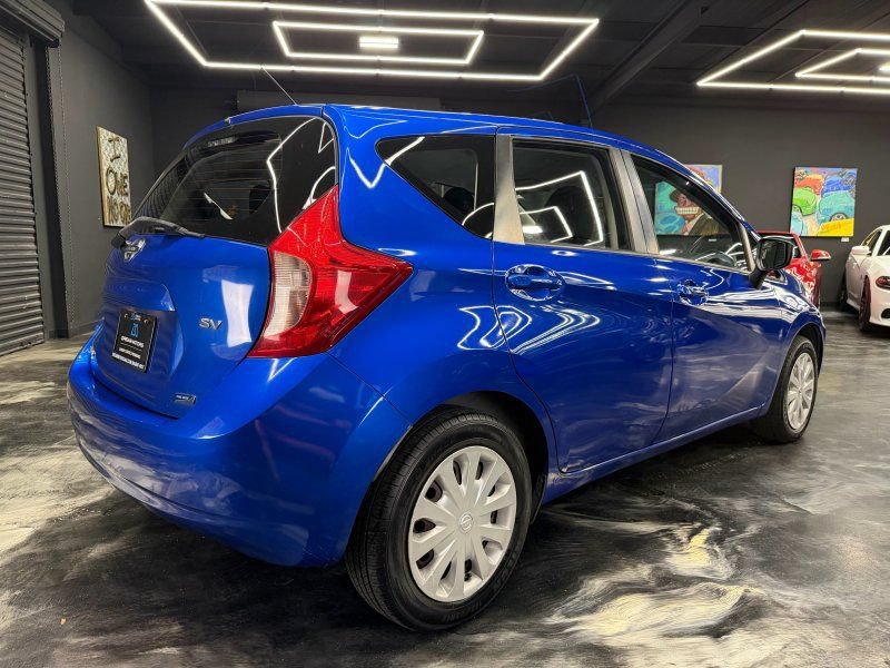 Used 2016 Nissan Versa Note SV FWD image 5