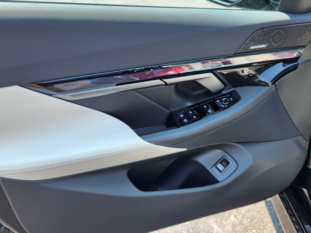 New 2027 BMW 540i xDrive w/ Executive Package AWD/4WD image 8