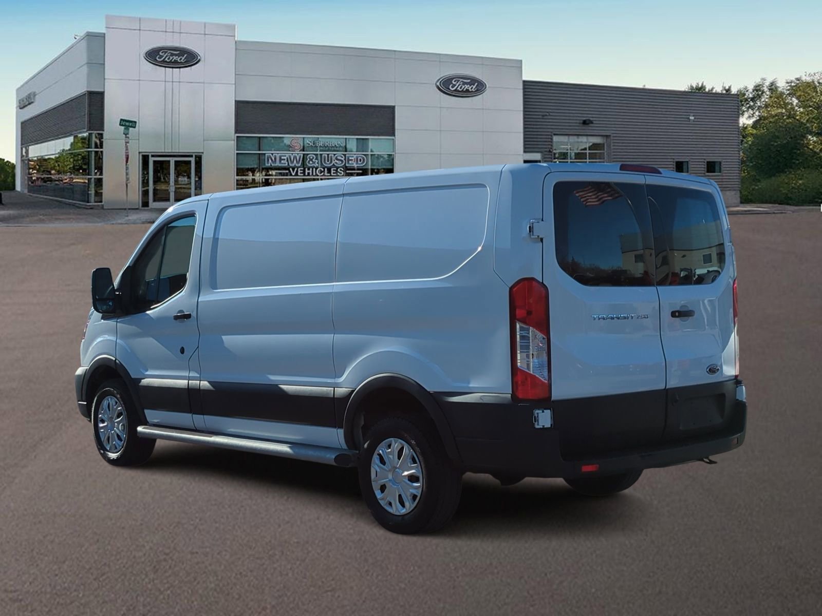 Used 2024 Ford Transit 250 Low Roof w/ Exterior Upgrade Package image 8