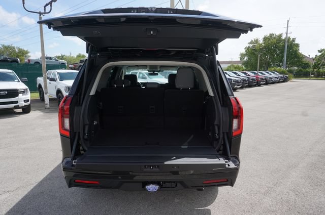 New 2027 Ford Expedition Active RWD image 19