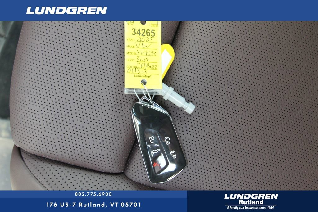 New 2025 Volkswagen ID. Buzz Pro S image 4