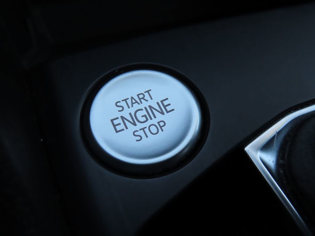 Used 2022 Volkswagen Taos SE image 12