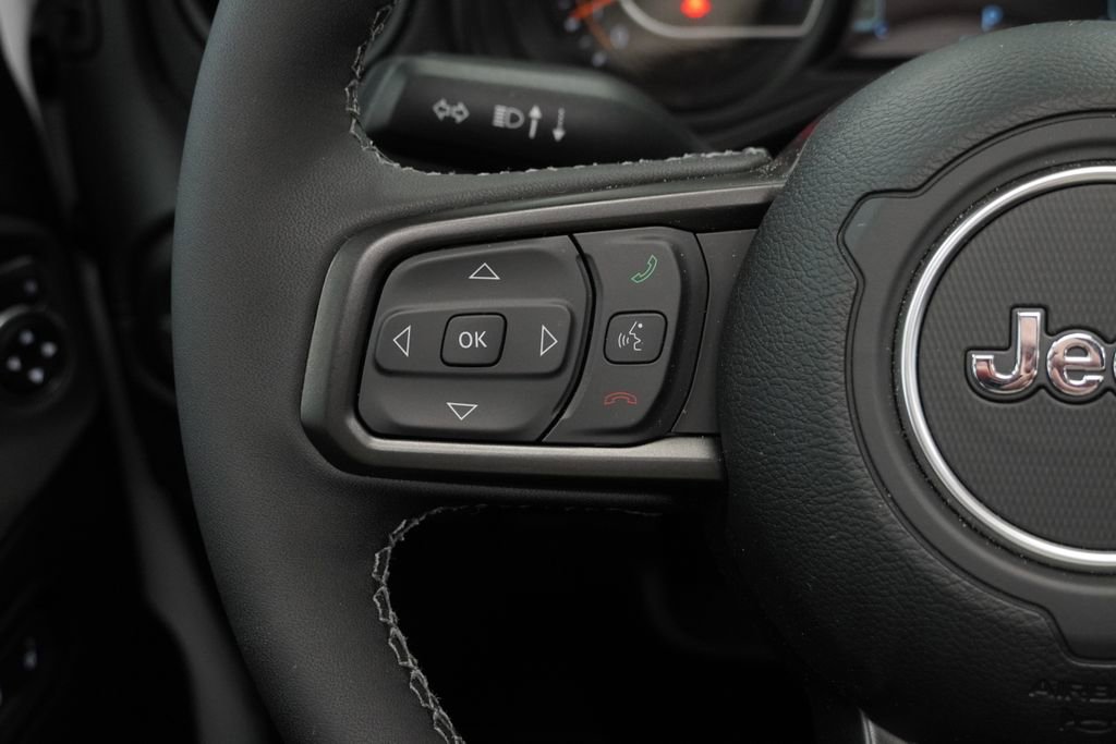 Certified 2026 Jeep Wrangler Unlimited Rubicon image 39