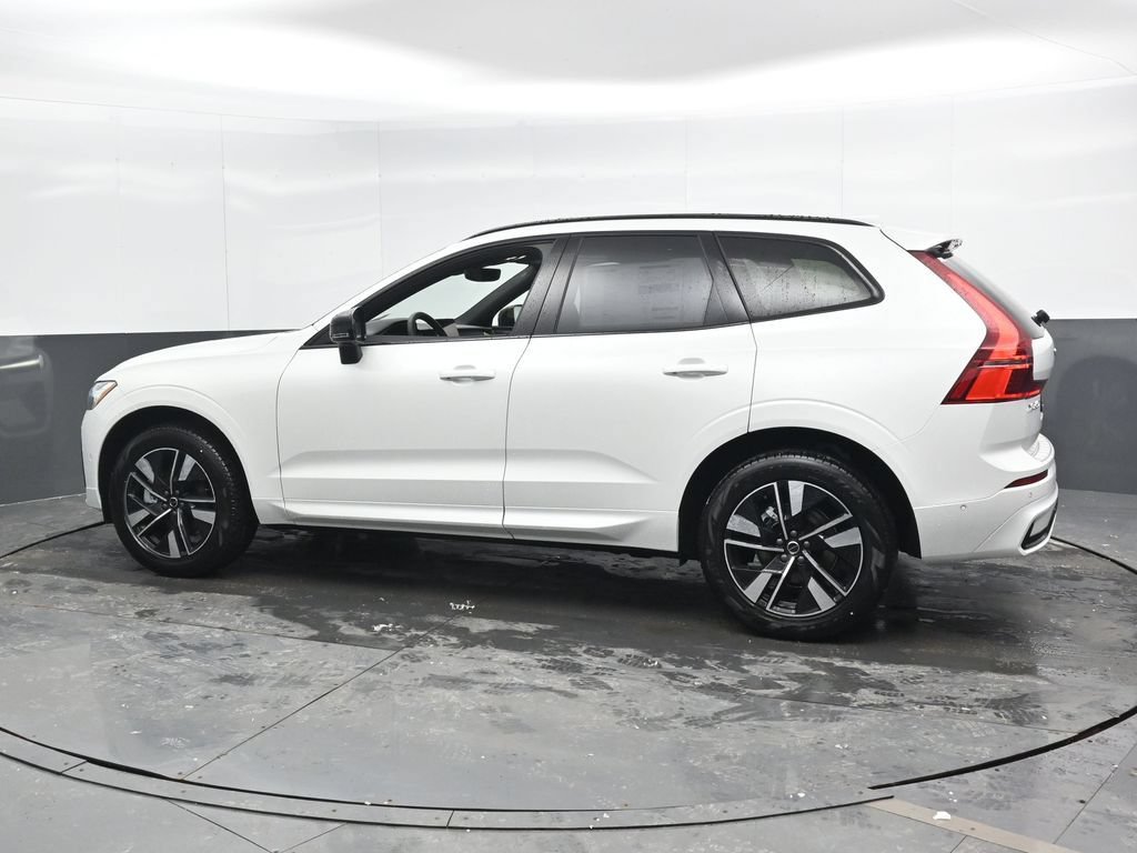 New 2026 Volvo XC60 B5 Plus w/ Protection Package Premier AWD/4WD image 7