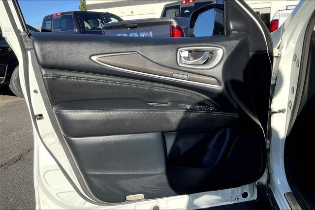 Used 2020 INFINITI QX60 Signature Edition image 18