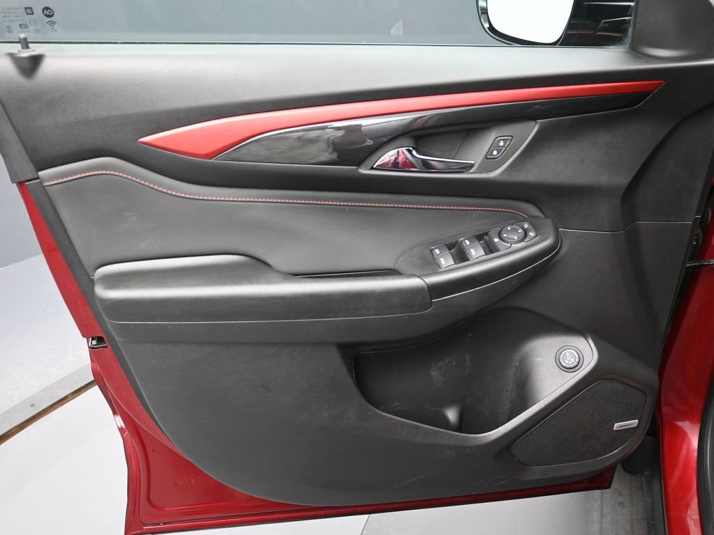 Used 2024 Chevrolet TrailBlazer RS w/ Convenience Package image 11