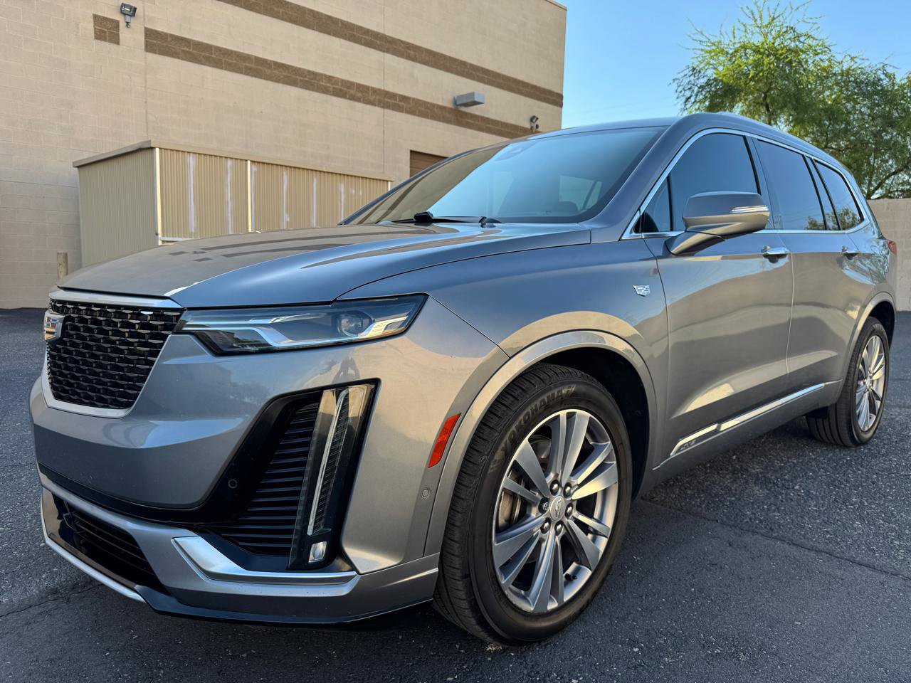 Used 2020 Cadillac XT6 Premium Luxury FWD image 4