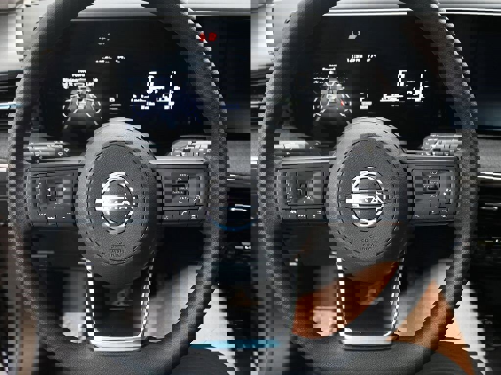 New 2026 Nissan Kicks SV image 13