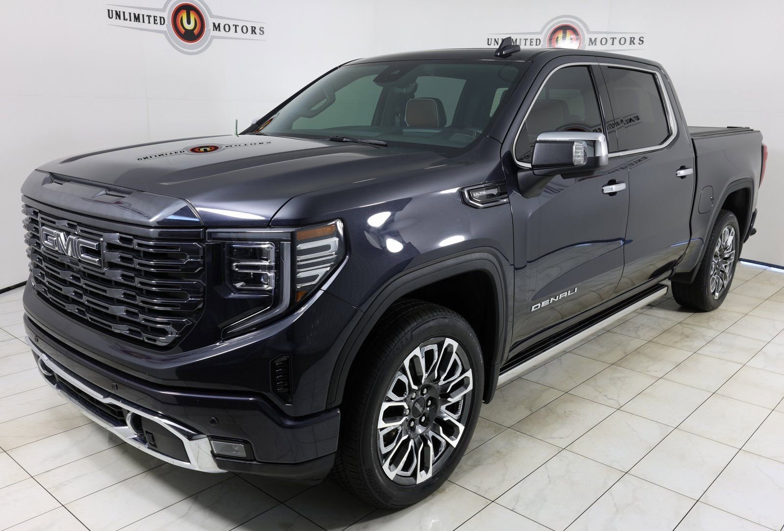 Used 2024 GMC Sierra 1500 Denali Ultimate image 5