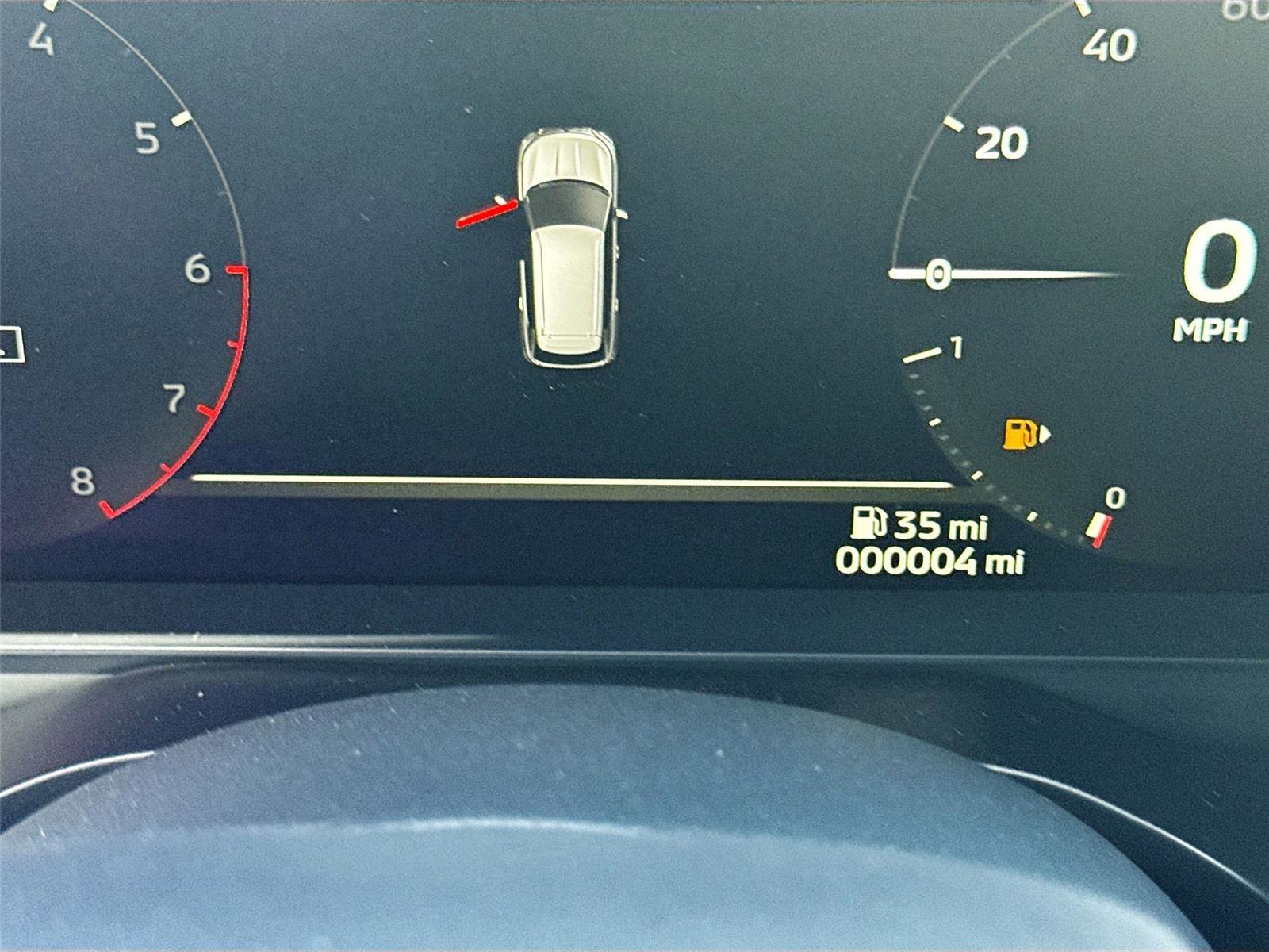 New 2025 Mitsubishi Outlander SEL image 12