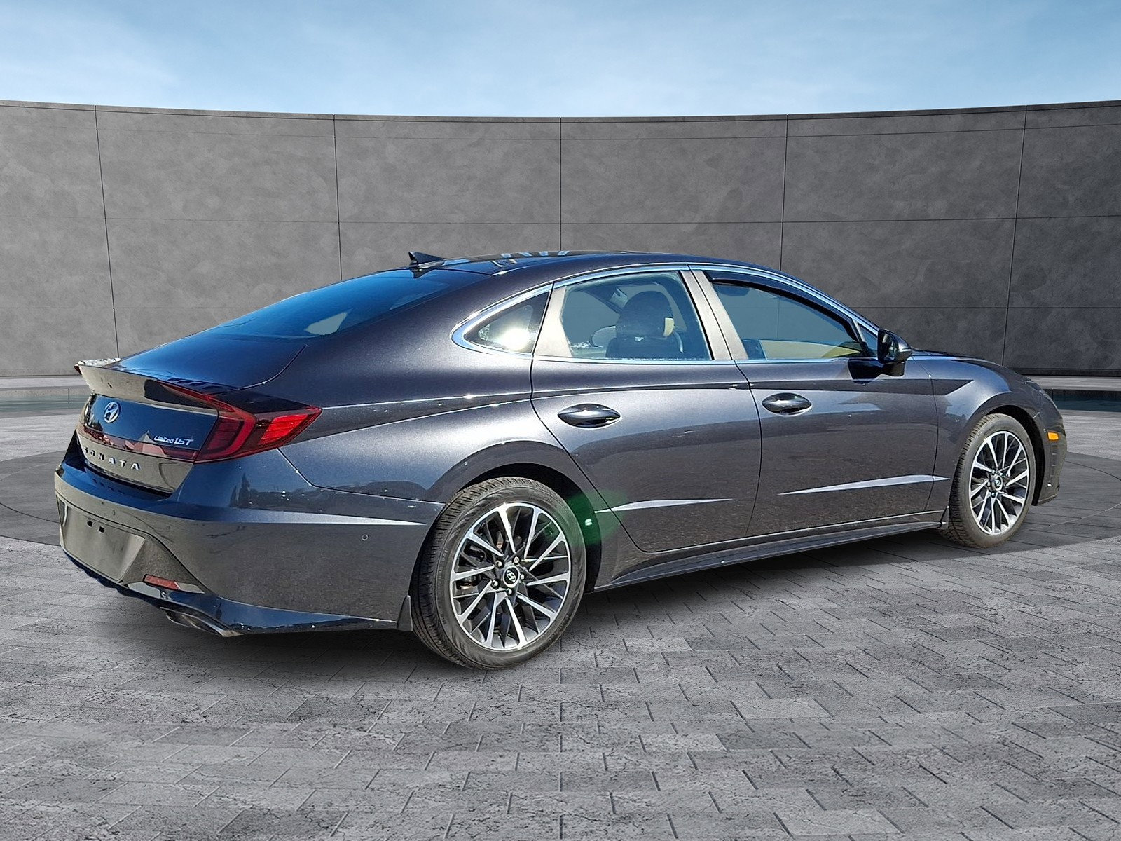 Used 2021 Hyundai Sonata Limited image 11