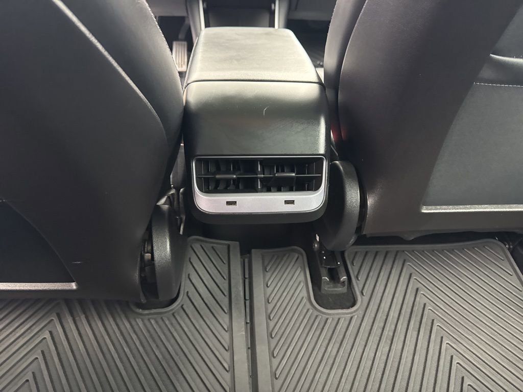 Used 2019 Tesla Model 3 Standard Range Plus image 27