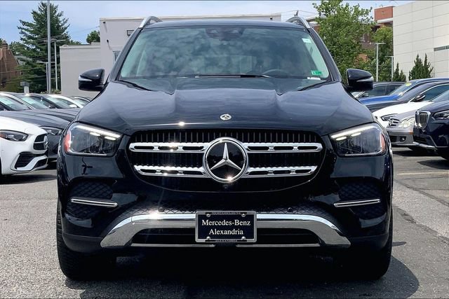 Certified 2025 Mercedes-Benz GLE 450 4MATIC image 2