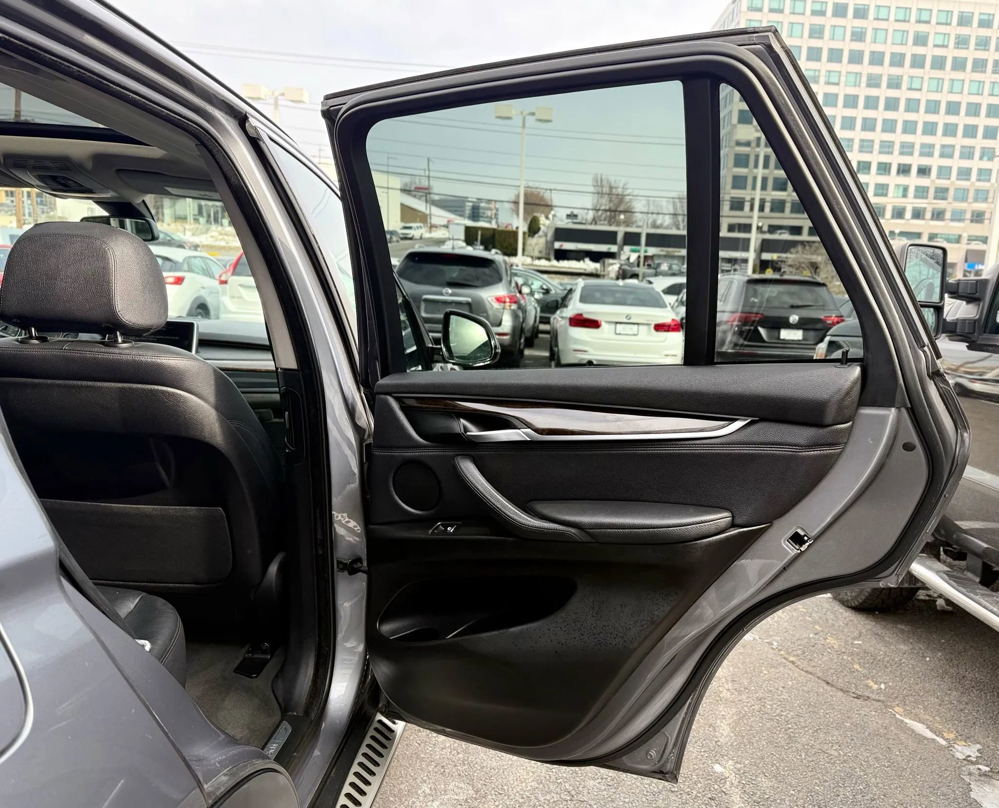 Used 2016 BMW X5 xDrive35d image 35