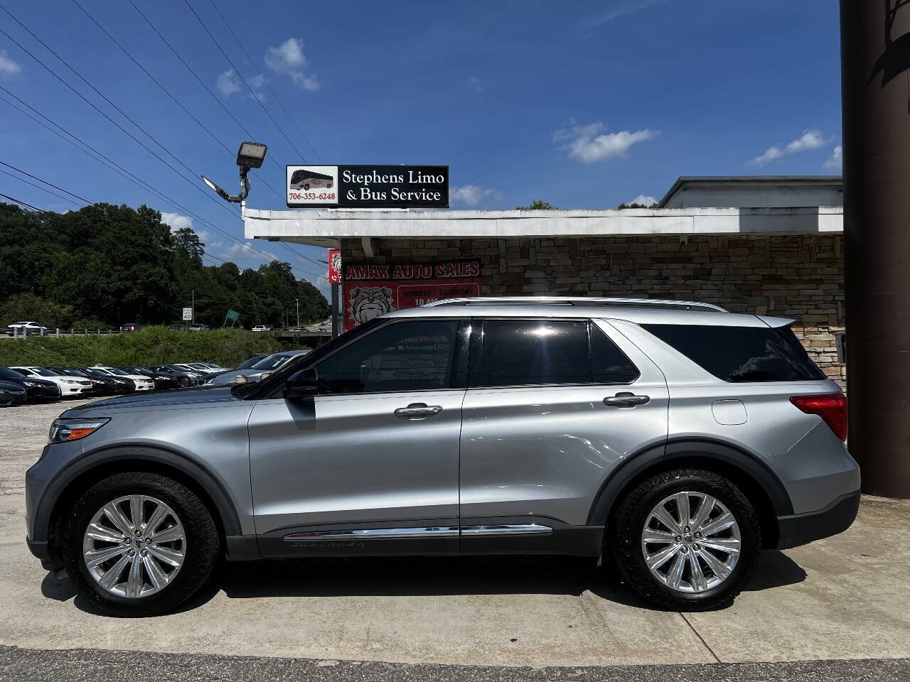 Used 2020 Ford Explorer Limited RWD image 3