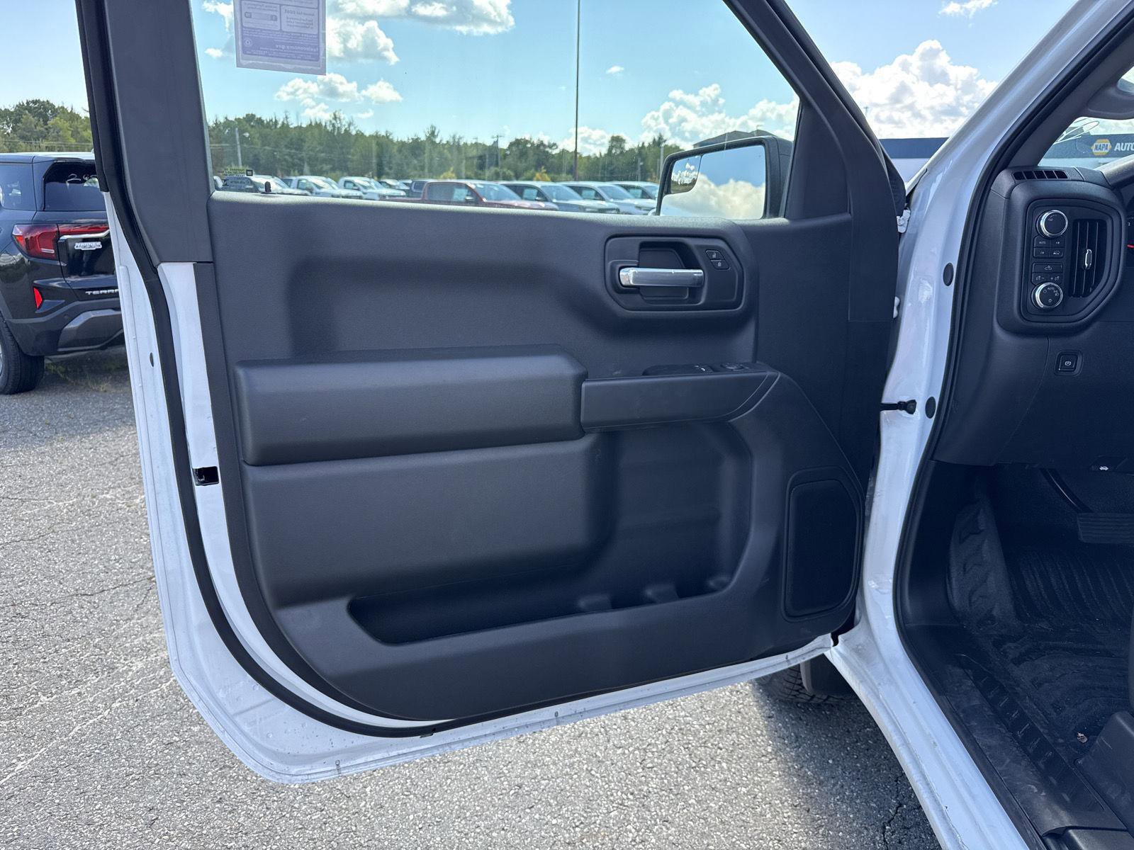 New 2025 GMC Sierra 1500 Pro w/ Pro Value Package image 14