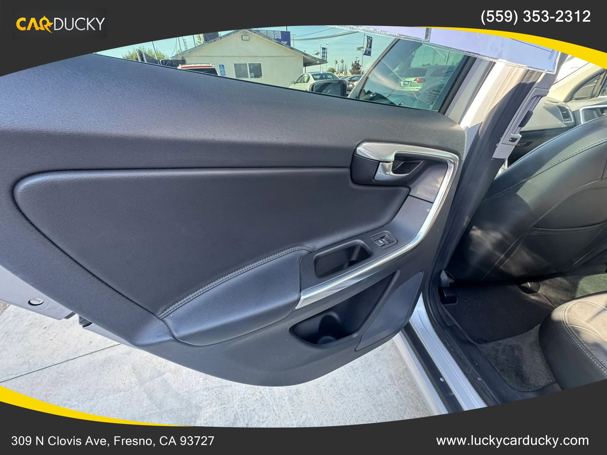 Used 2016 Volvo XC60 T5 Premier w/ Proximity Package FWD image 21