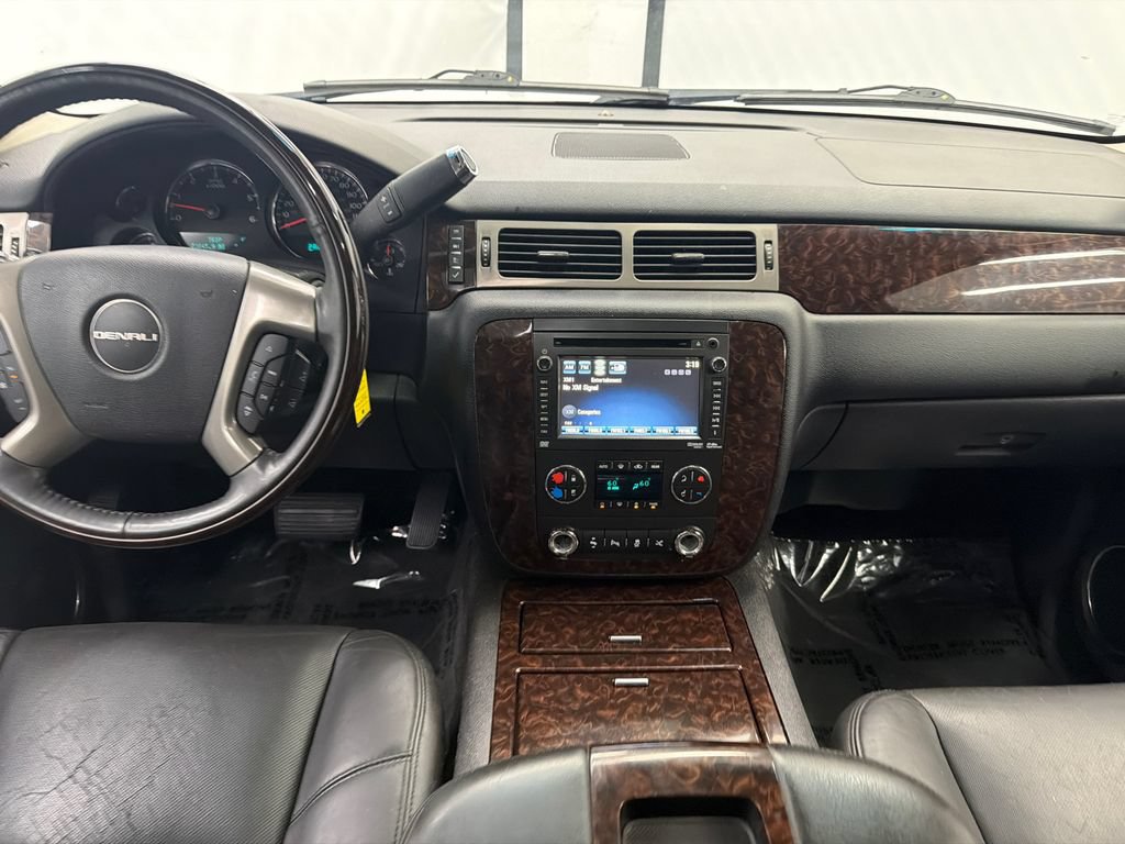 Used 2012 GMC Yukon XL Denali AWD/4WD image 28