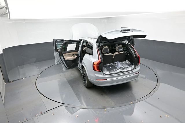 New 2026 Volvo XC90 B6 Plus w/ Protection Package Premier image 52