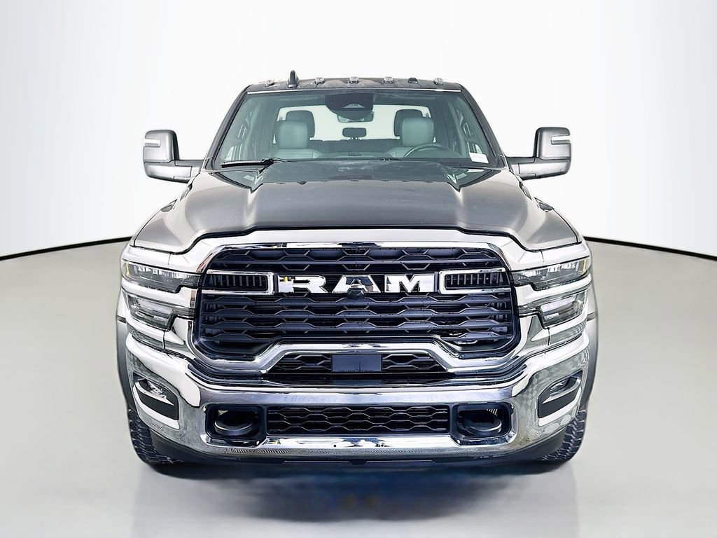 New 2026 RAM 5500 Tradesman w/ Chrome Appearance Group image 2