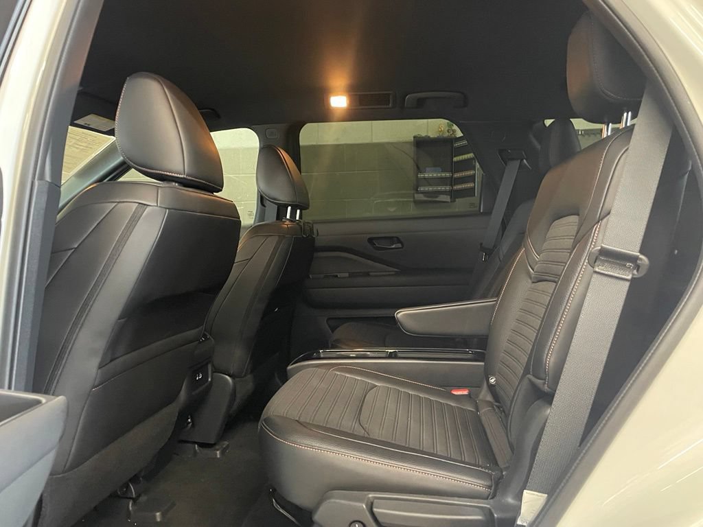 Certified 2024 Nissan Pathfinder Rock Creek AWD/4WD image 15