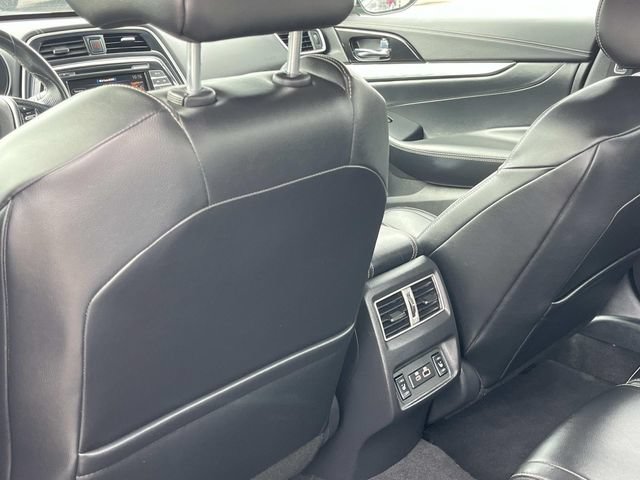 Certified 2023 Nissan Maxima SL FWD image 19