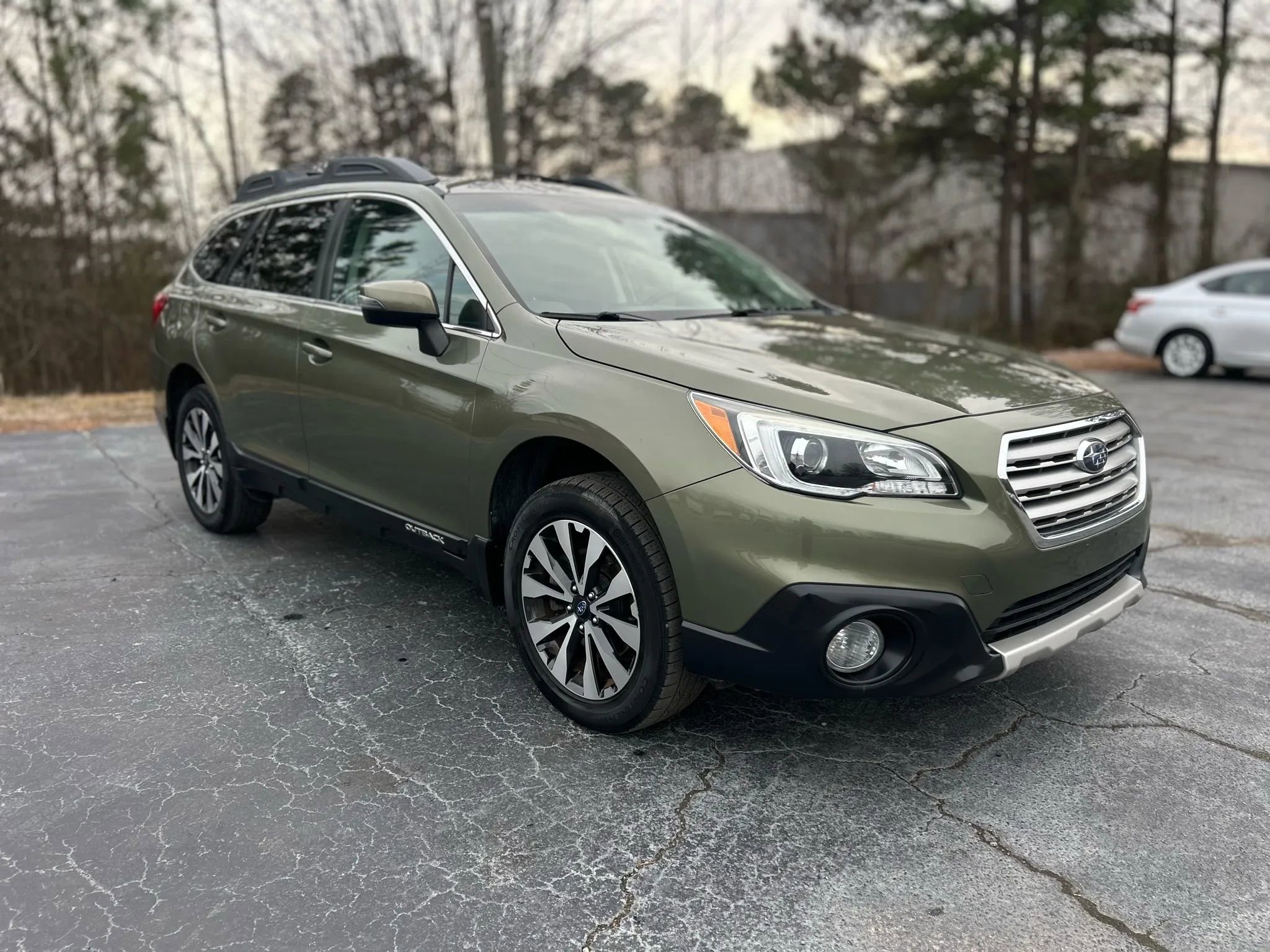 Used 2016 Subaru Outback 2.5i Limited w/ Popular Package #4 image 5