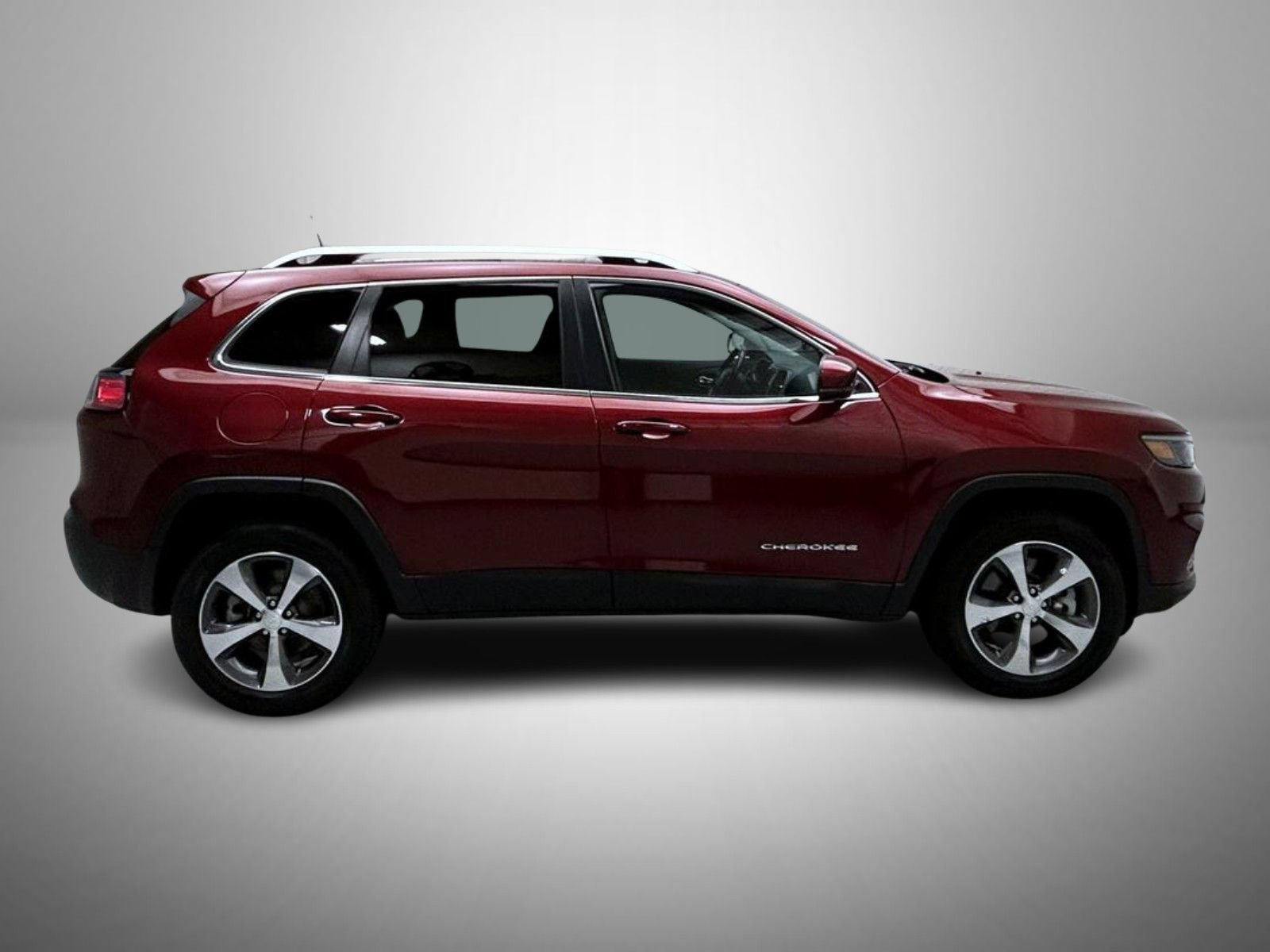 Used 2019 Jeep Cherokee Limited AWD/4WD image 4