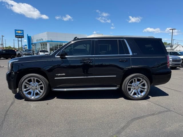 Certified 2018 GMC Yukon SLT w/ Premium Edition AWD/4WD image 4