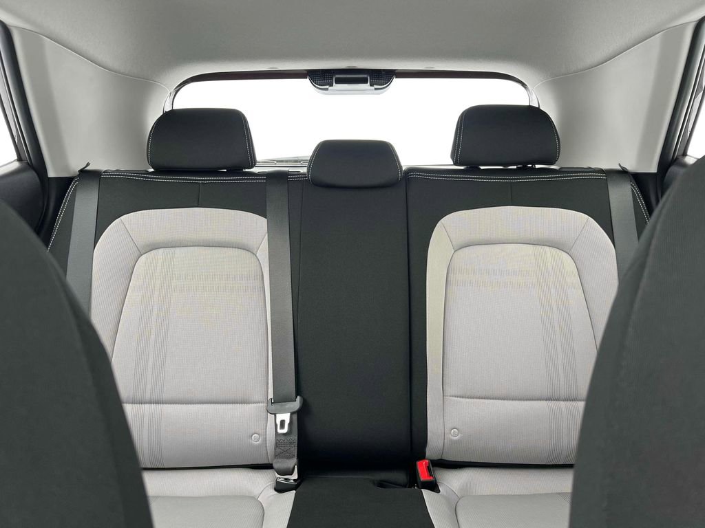 New 2025 Hyundai Venue SEL FWD image 16